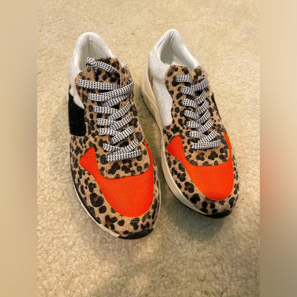 Vici leopard sneakers